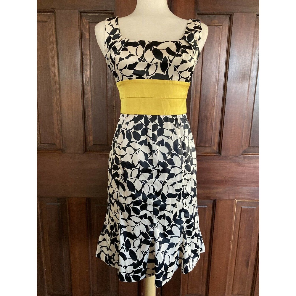 Donna Ricco Dress Black Cream with Yellow Waist Size 6